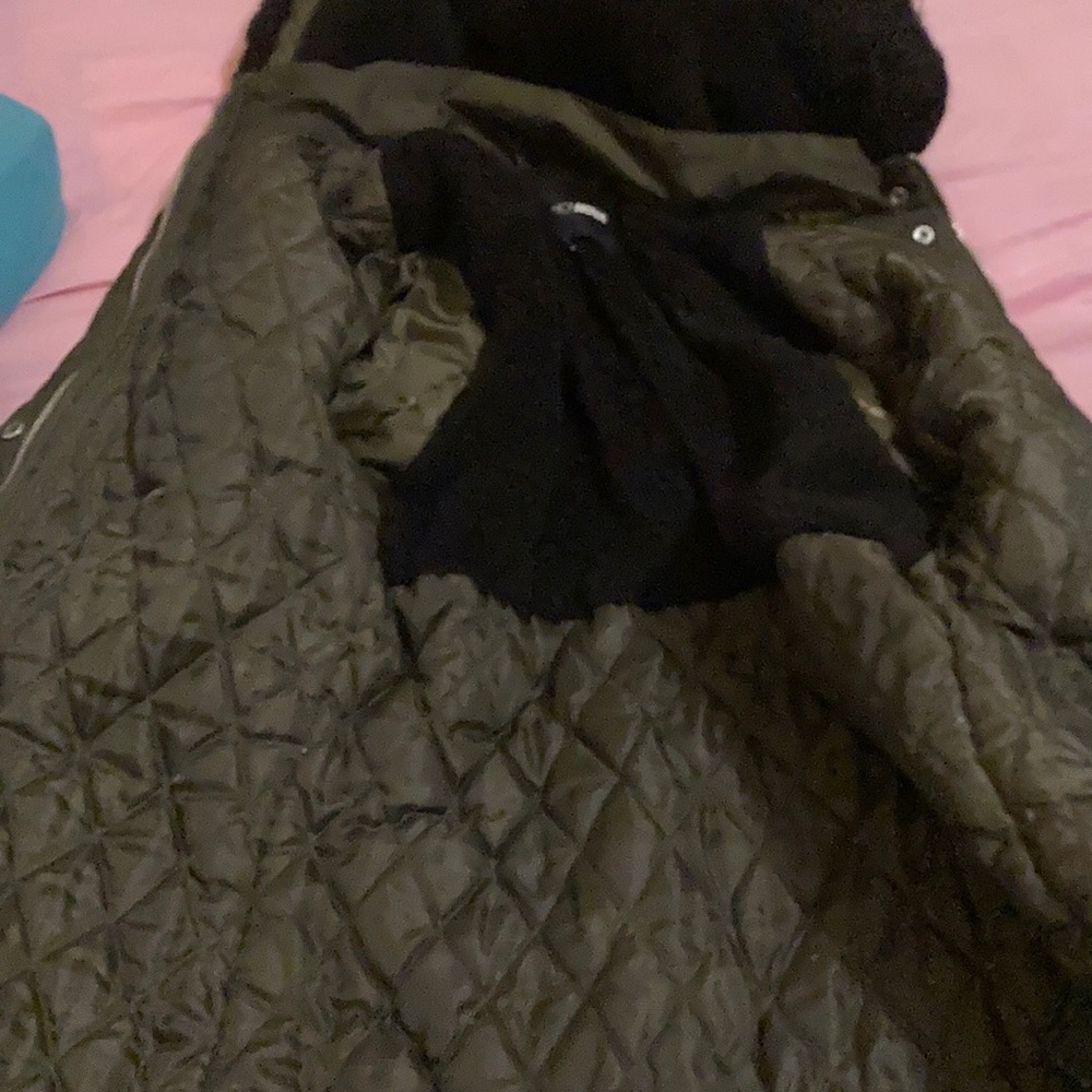 Jacket - Picture 2 of 4